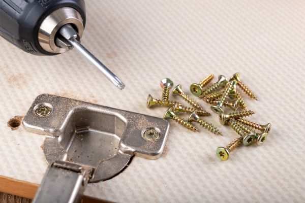 Cabinet Door Hinge Replacement in Corsicana