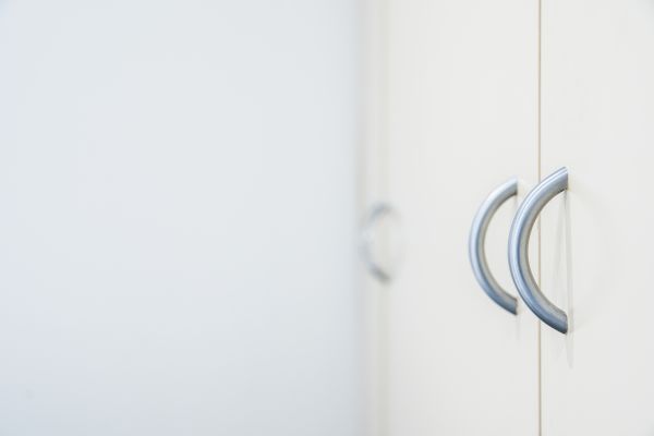 Cabinet Handle Replacement in Corsicana